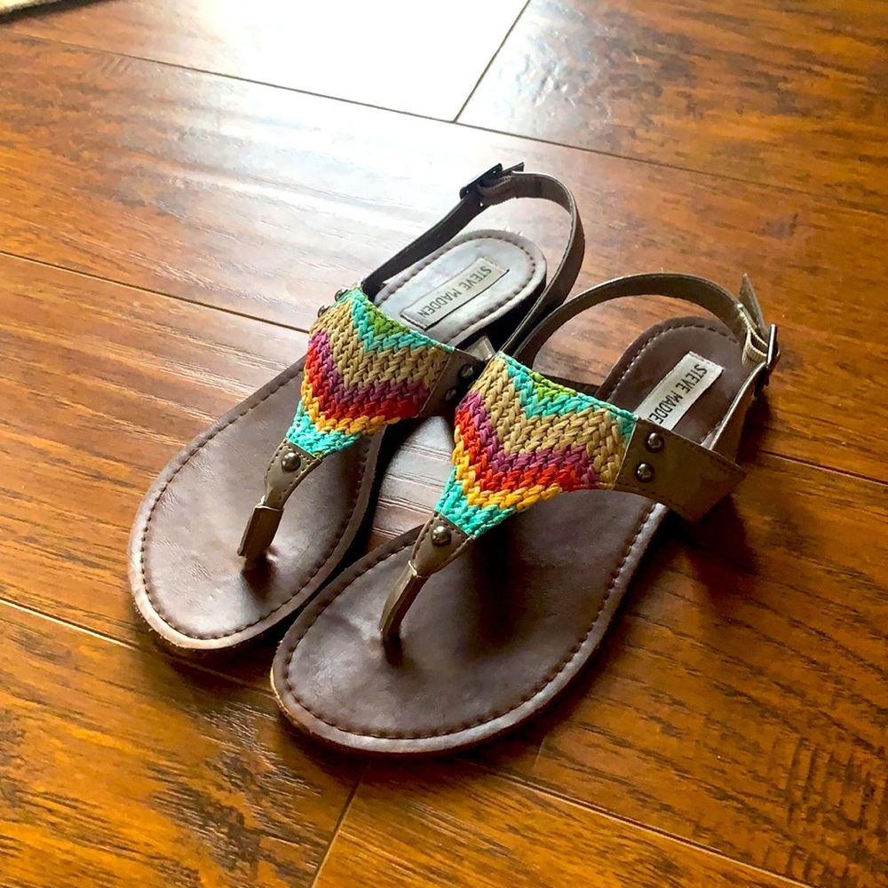 Steve Madden T-Strap Thong Multi Color Woven Flat Sandal